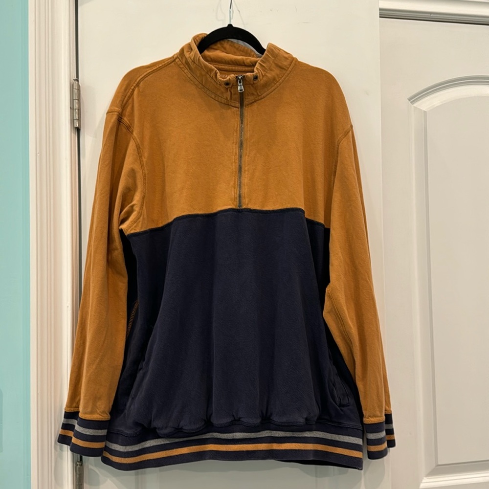 American Eagle quarter zip color block sweatshirt in Navy and mustard. Mens XXL
